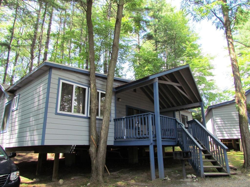 Depe Dene Resort Lake George Eksteriør billede